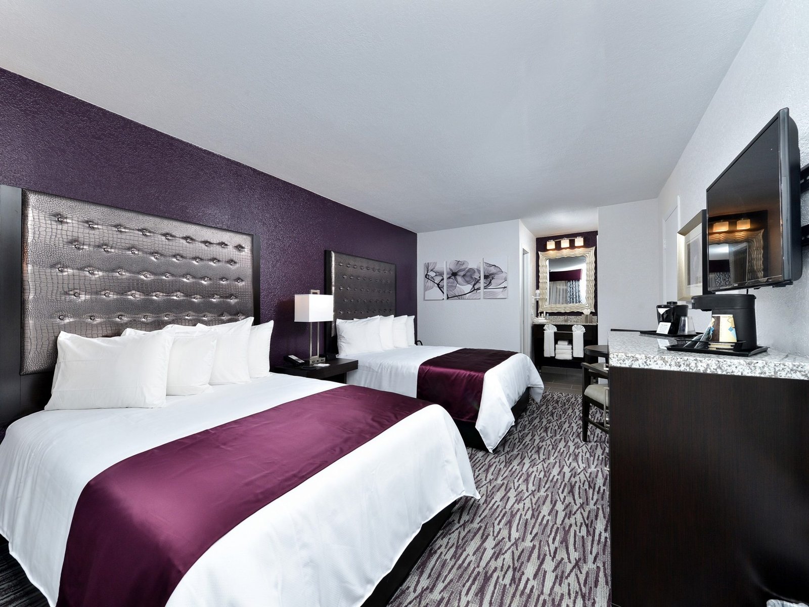 Be Impressed When You’re Our Guests at Clarion Inn Orlando