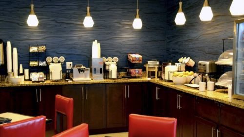 Best Western Plus Daytona Inn Seabreeze Oceanfront breakfast area