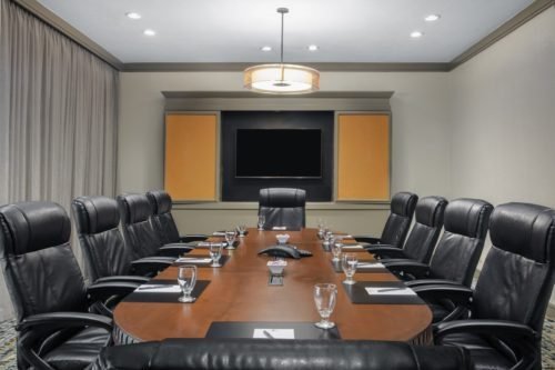 Doubletree Deerfield hotel in Florida boardroom
