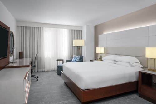 Doubletree Deerfield Florida king guestroom