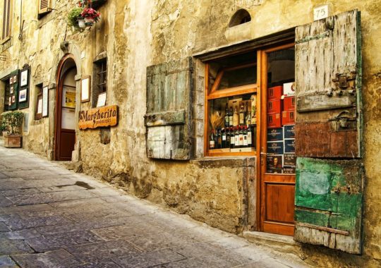 Make travel convenient and comfortable with Limo Service in Italy