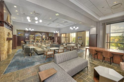 Sheraton Hotel at Baltimore Washington Airport lounge area