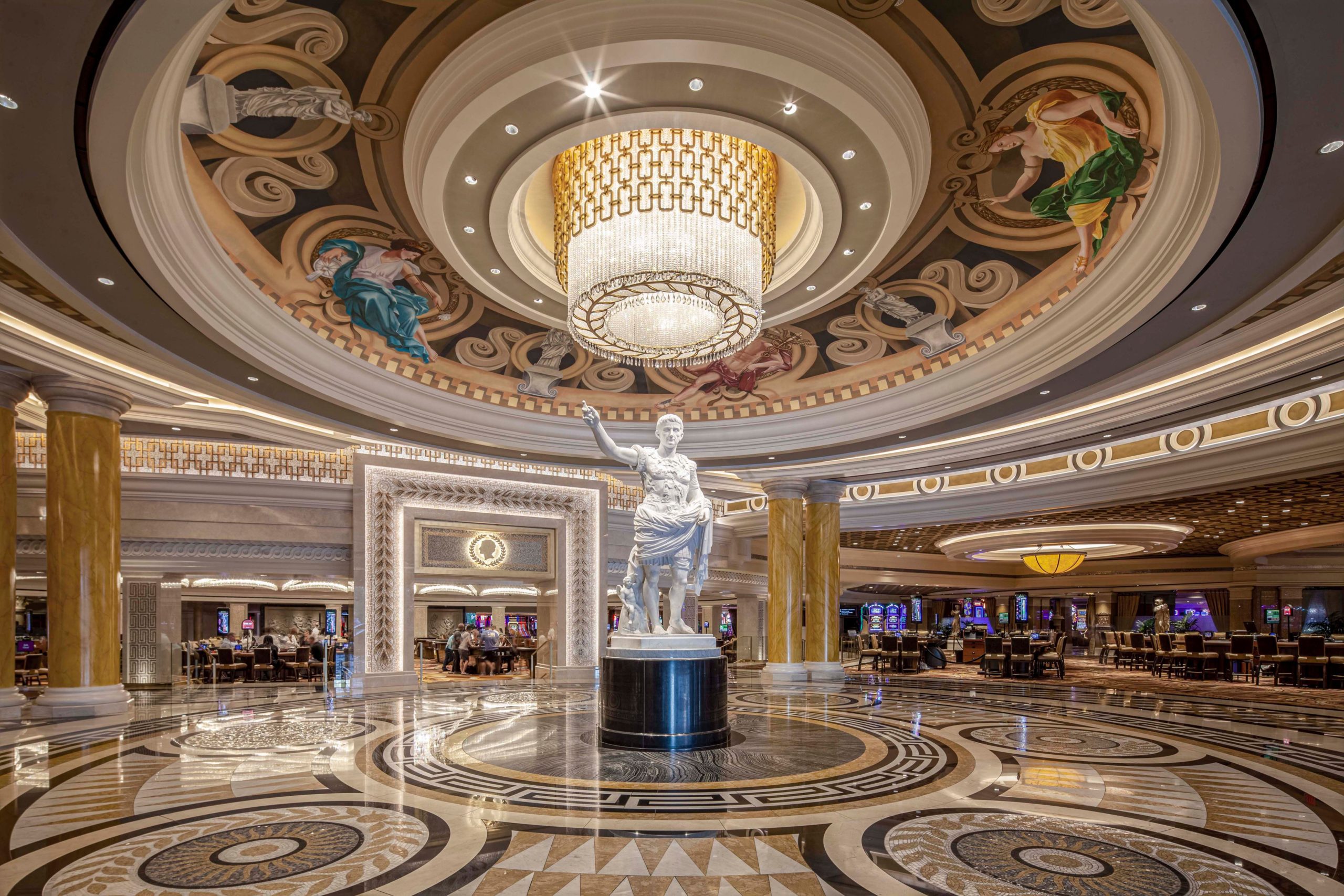 Caesars Palace Enhances Guest Arrival Experience in Las Vegas