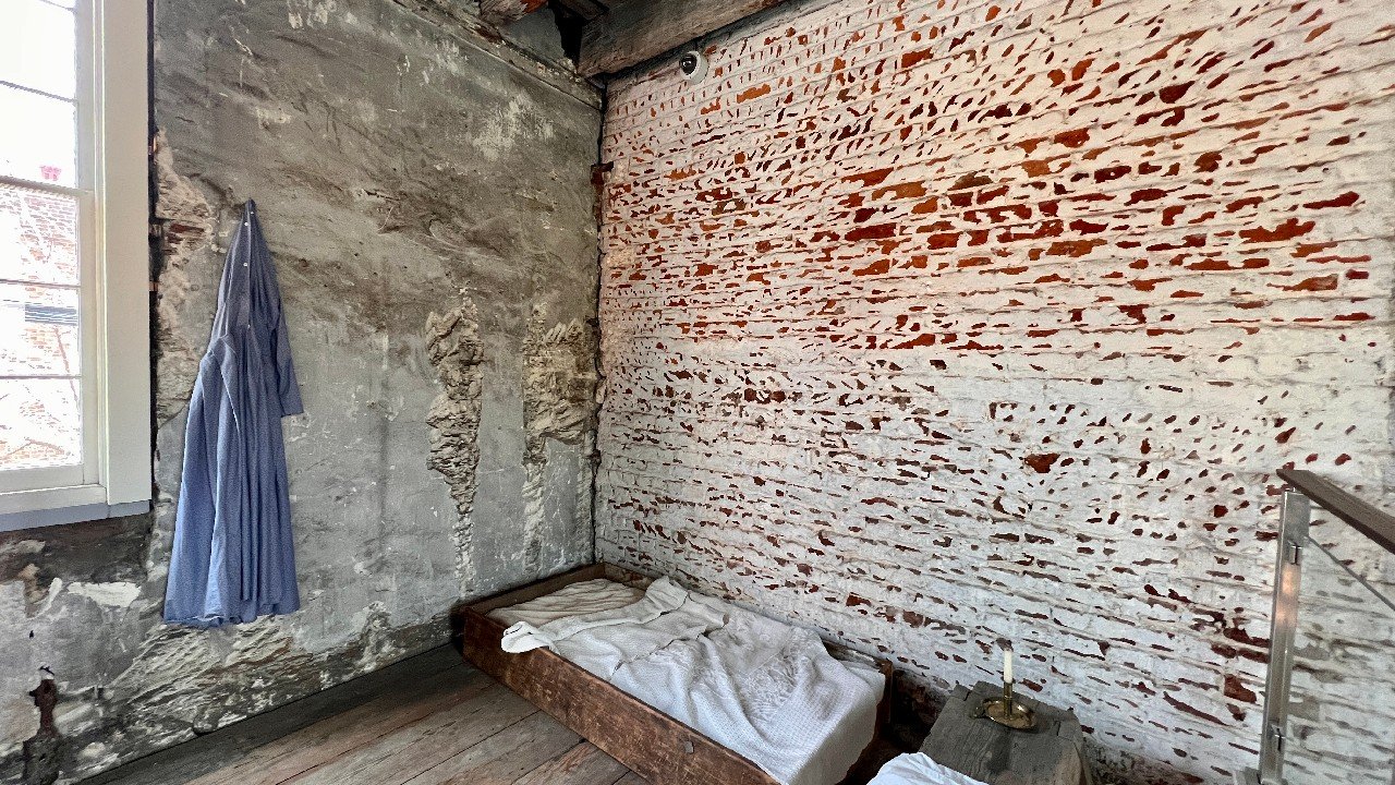 Discovering History at the Owens Thomas House 3 slave quarters in Owens Thomas House