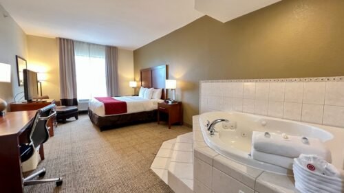 Comfort inn st petersburg florida spa room