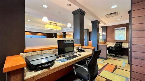 Fairfield Inn And Suites Clermont business center
