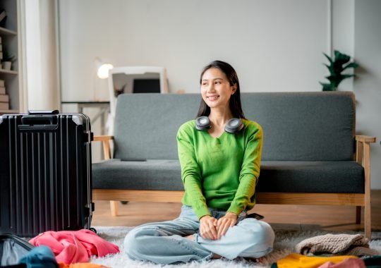 How Solo Travelers Stay Financially Mindful Without Missing Out 1 How Solo Travelers Stay Financially Mindful Without Missing Out