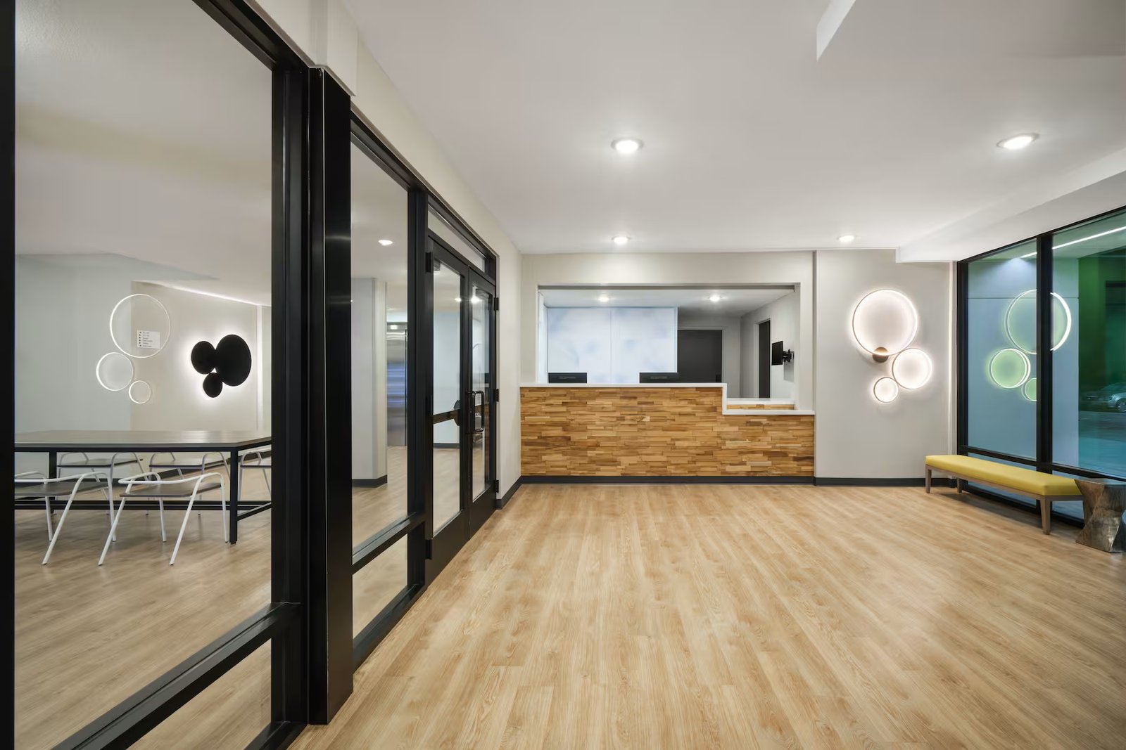 ECHO Suites Extended Stay Arrives in Naples Florida: A Smart New Option for Long-Stay Travelers 2 ECHO Suites Extended Stay Naples Florida Hotel